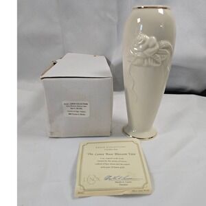 Lenox Rose Blossom Medium Vase Ivory Fine China 24k Gold Trim 091352 Box COA